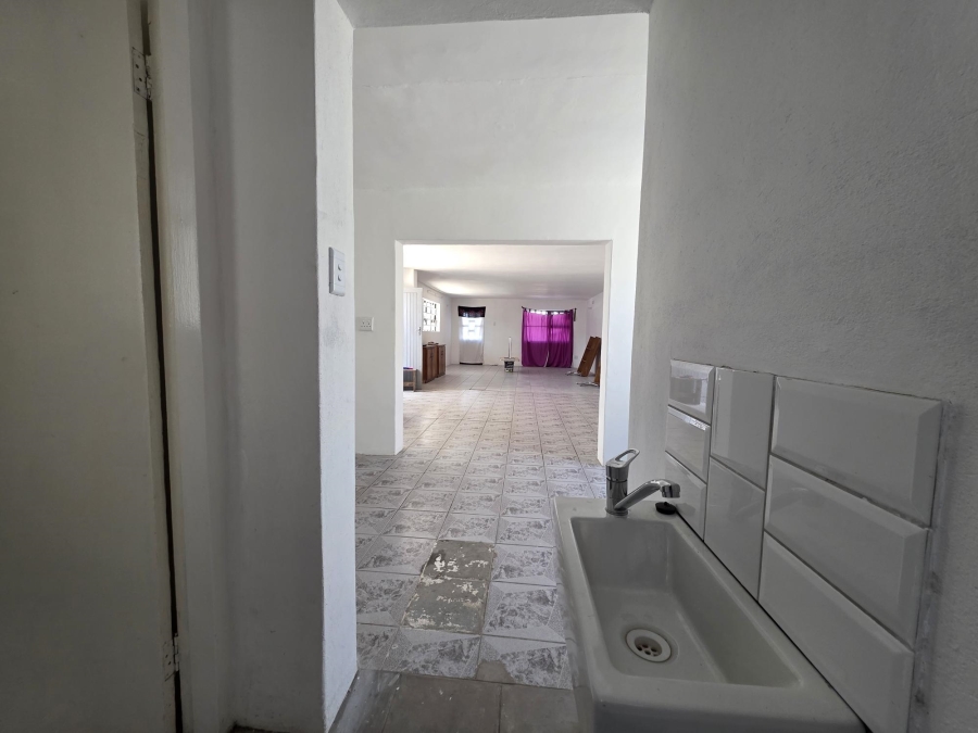 3 Bedroom Property for Sale in Electric City Western Cape